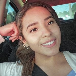 Meet your Posher, Nathaly